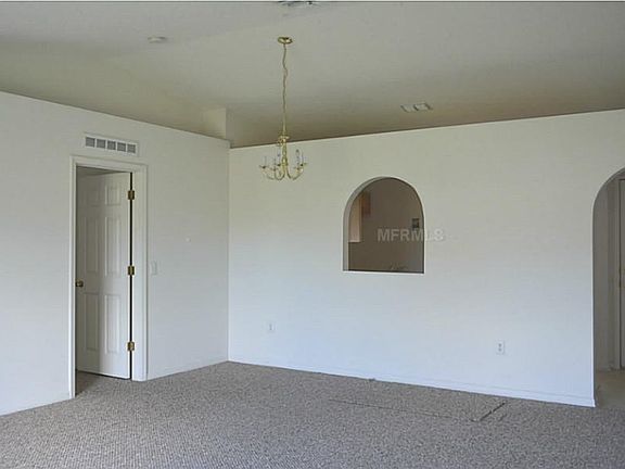 5th image of 3933 Warbler Dr
