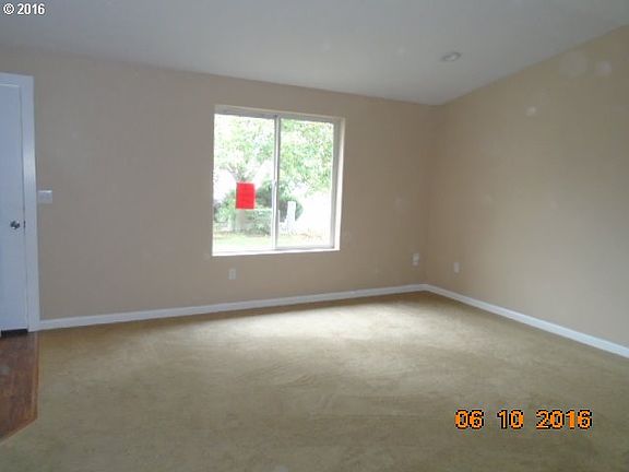 2nd image of 4521 NE 123rd Ave