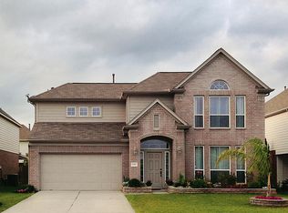 9915 Valance Way, Conroe, TX 77385