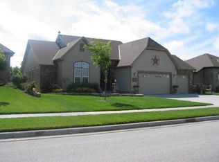 1060 April Rain Rd, Lawrence, KS 66049