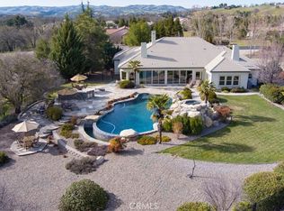 1990 Calle Los Charros, Templeton, CA 93465