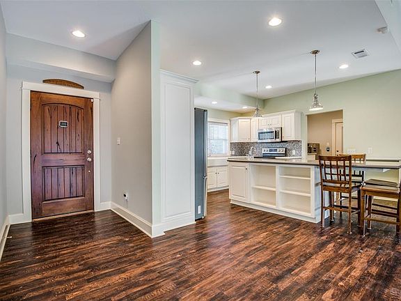 4th image of 1919 Sunnybrook Dr