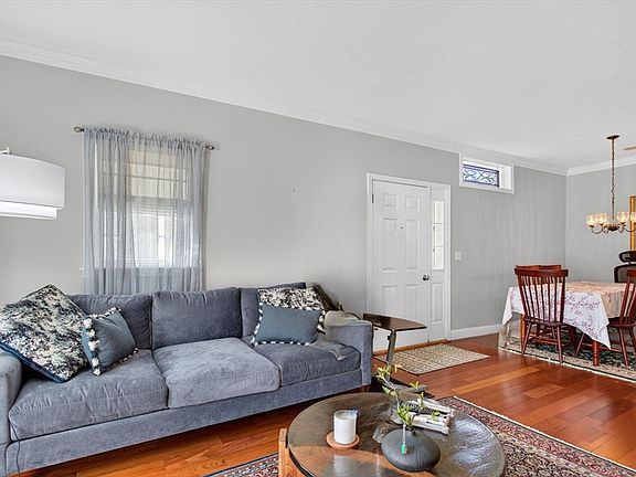 4th image of 361 Tilden Commons Ln Unit 361