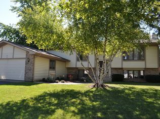 61 Balsam Ave, Lake Villa, IL 60046