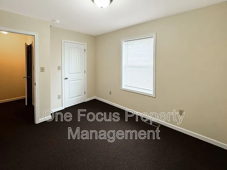 355 E Church St — Photo 7
