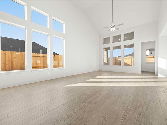 4th image of 206 Sierra Stream Ln