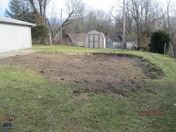 3rd image of 90 Cristy Ave