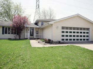 12221 W 102nd Ave, Saint John, IN 46373
