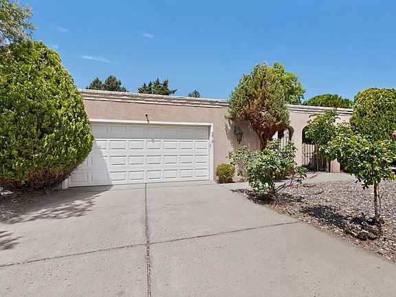 3rd image of 5813 La Madera Rd NE