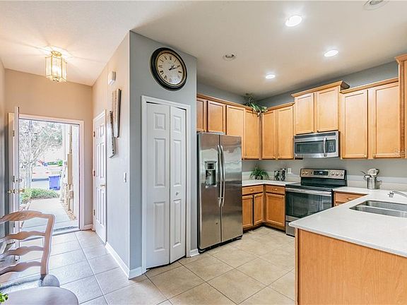 4th image of 1324 Glenleigh Dr