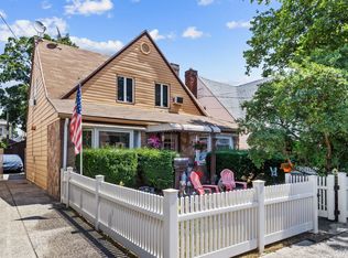 1627 E 37th St, Brooklyn, NY 11234