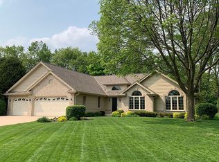 18310 San Lucas Ct, Brookfield, WI 53045