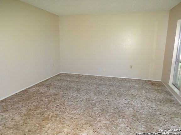 3rd image of 120 Friendswood Path