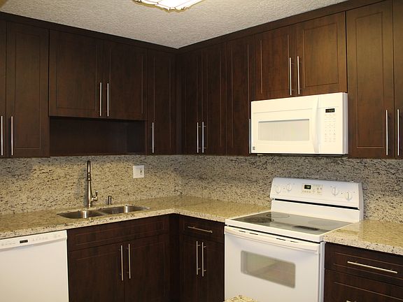 3rd image of 10371 N Kendall Dr APT G7
