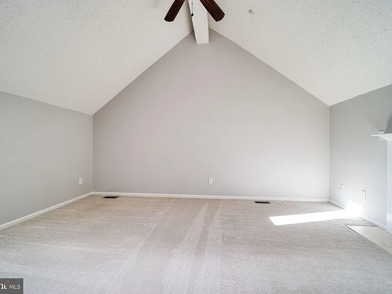 7012 Irwell Ln #14E — Photo 29