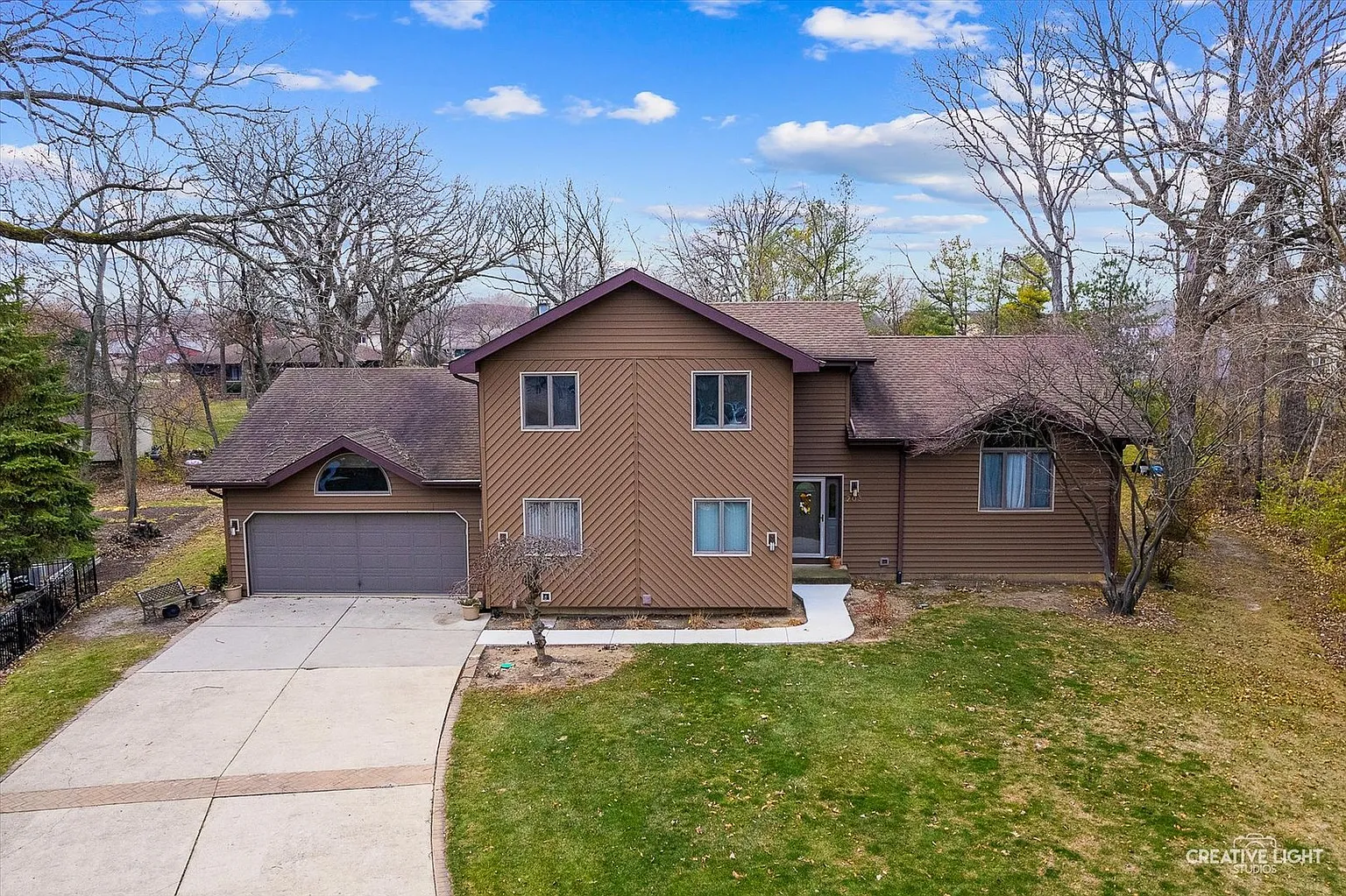 203 Oak Ct photo 1