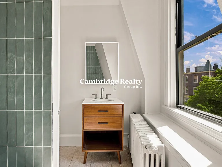 54 Harvard St #3T — Photo 12