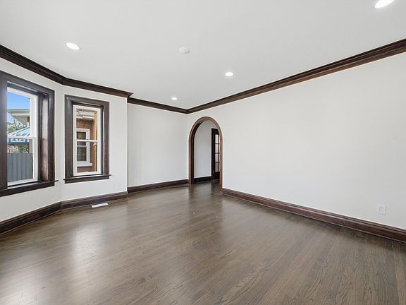 5th image of 8446 S Marshfield Ave
