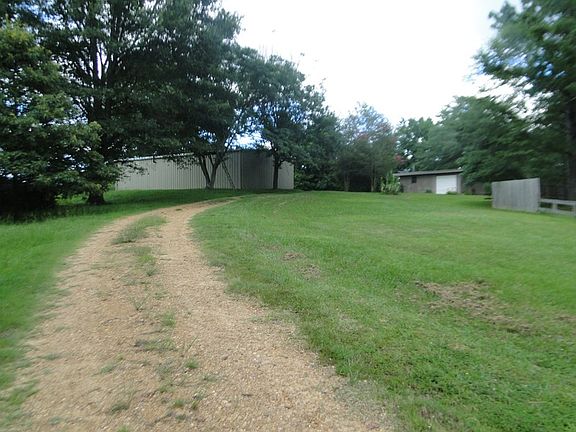 3rd image of 1983 County Road 316