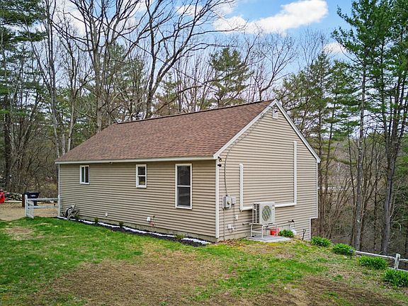 5th image of 250 Concord Road
