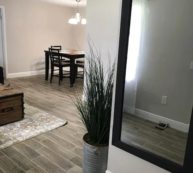 833 Berkshire Dr — Photo 8