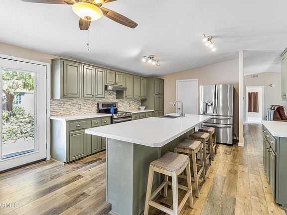 2nd image of 10078 N PENWORTH Drive