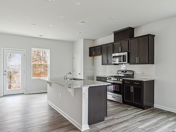 5th image of 2497 Tonoloway Dr #4