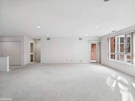 4th image of 3100 Lexington Ln APT 209