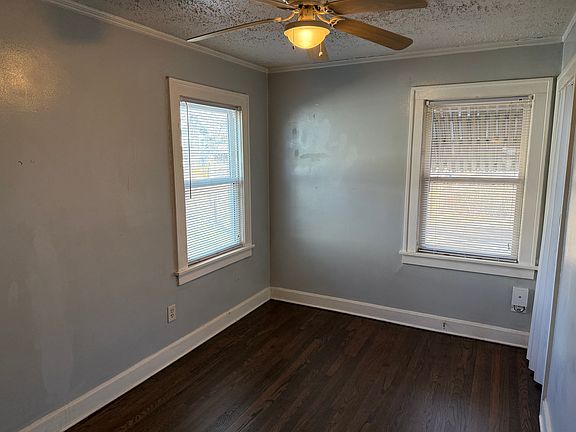 5th image of 4117 Charlotte St APT 2