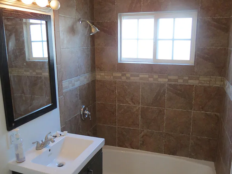 1815 Morrison St — Photo 26