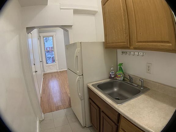 2nd image of 24 Roosevelt Pl #2F