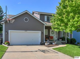 18759 O St, Omaha, NE 68135