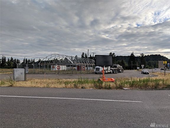 2nd image of 10329 Martin Way E