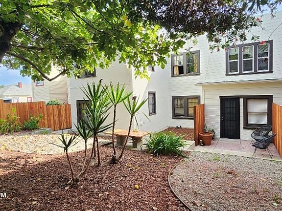 2nd image of 263 Athol Ave APT 6