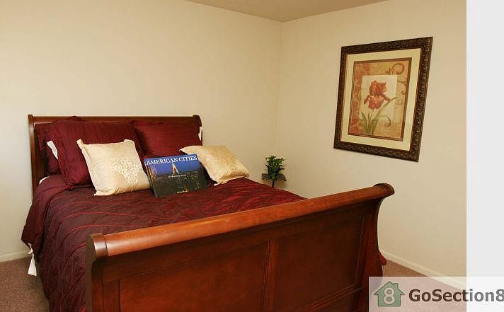 1st image of 2307 Washington Ave APT 82