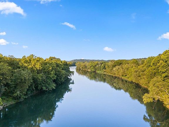 5th image of 1 Swan Pond Rd