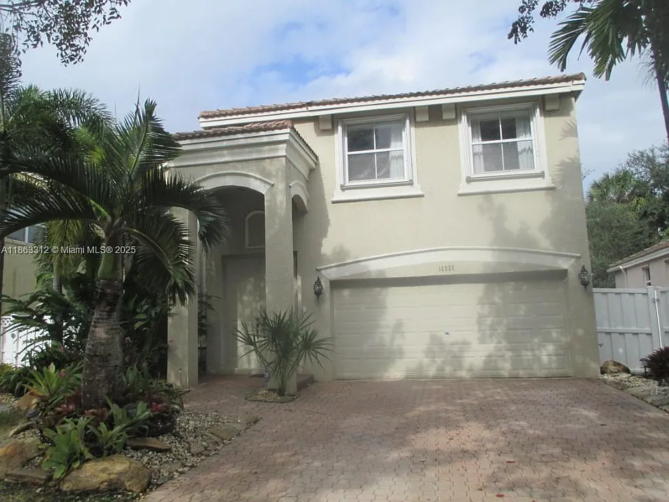 16835 SW 49th Ct