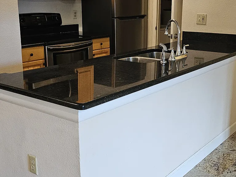 3034 Parkway Blvd #105 — Photo 2