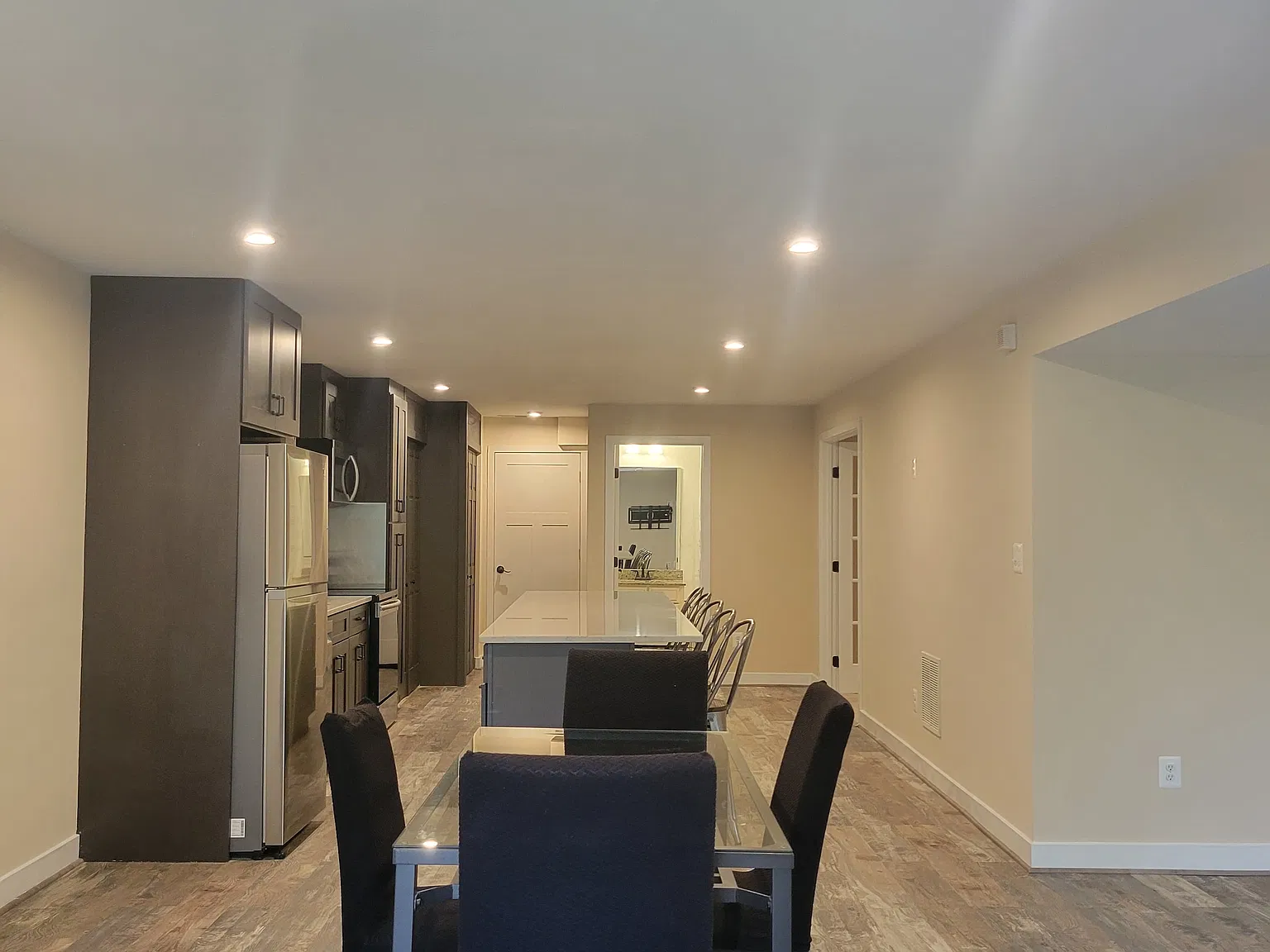 1 bed, 1100 sqft, $1,500 — Photo 2