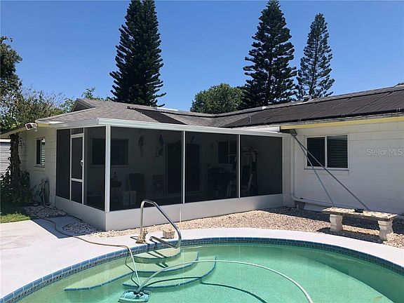 4th image of 3307 Alena Ct