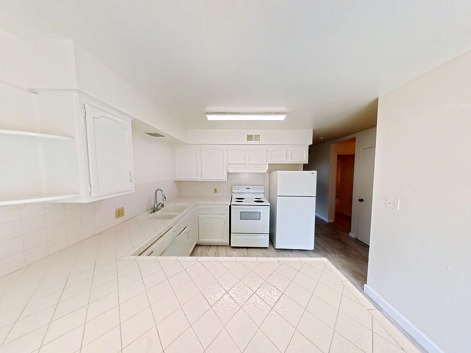 1st image of 645 W Clinton Ave APT B