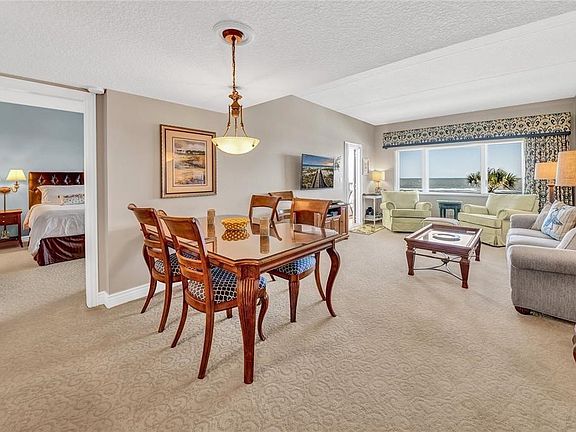 4th image of 283/284 Sandcastles Ct