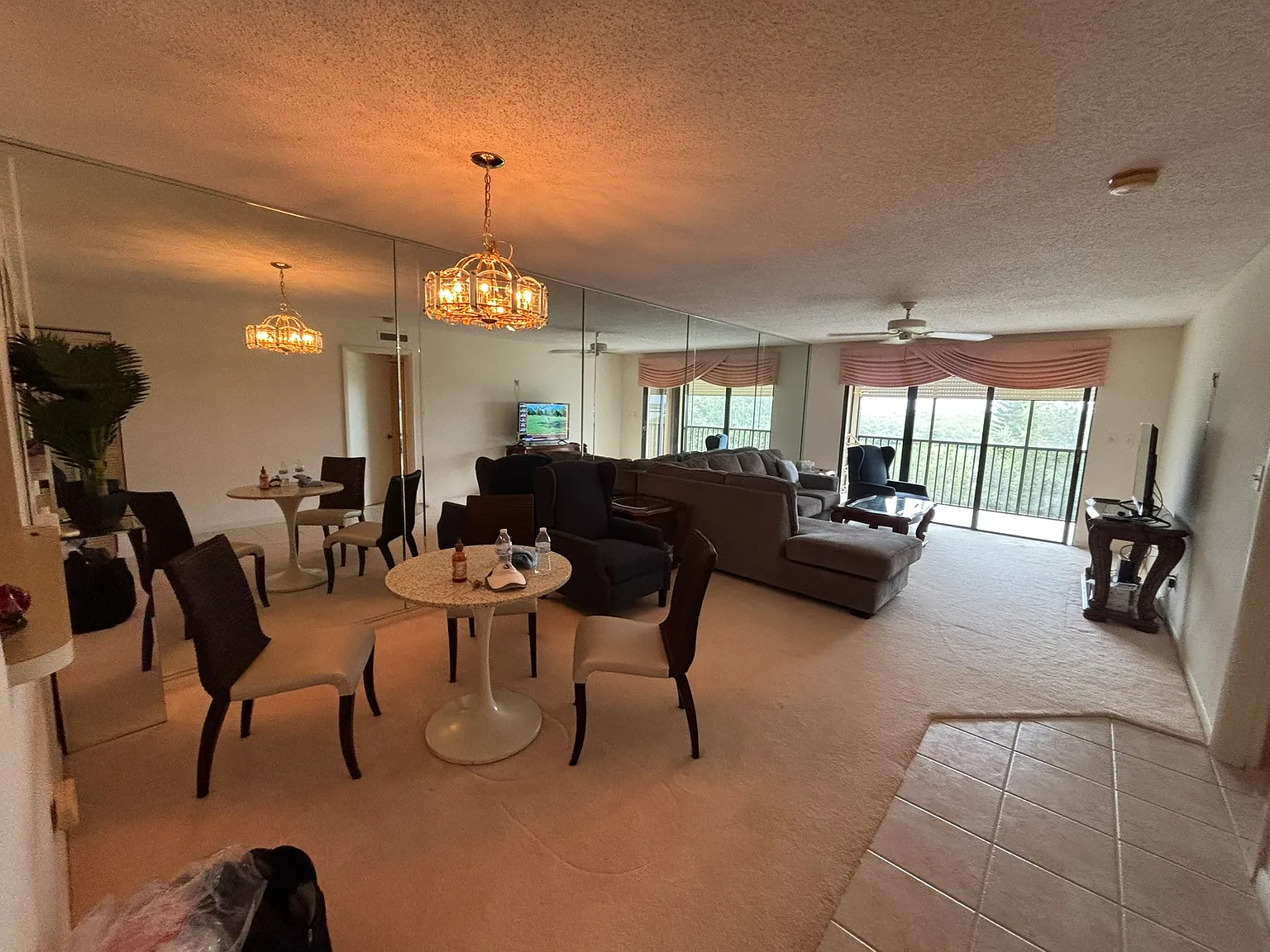 2 bed, 1280 sqft, $2,300 — Photo 1