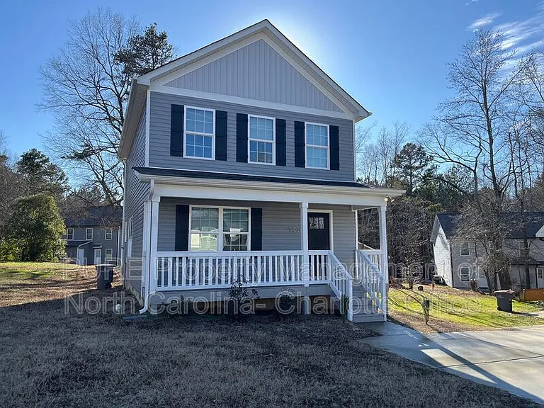 1402 Martin Luther King Ave #B — Photo 5