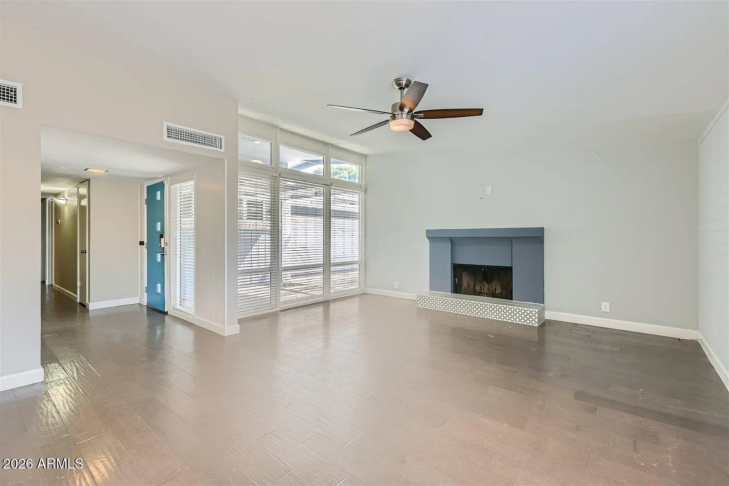 3 bed, 2.0 bath, 1533 sqft, $3,400 — Photo 3