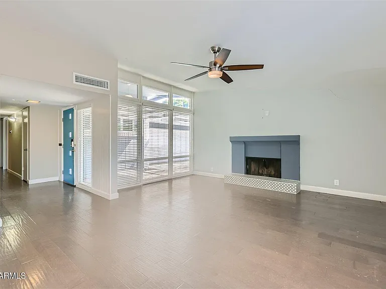 5420 N 82nd St — Photo 3