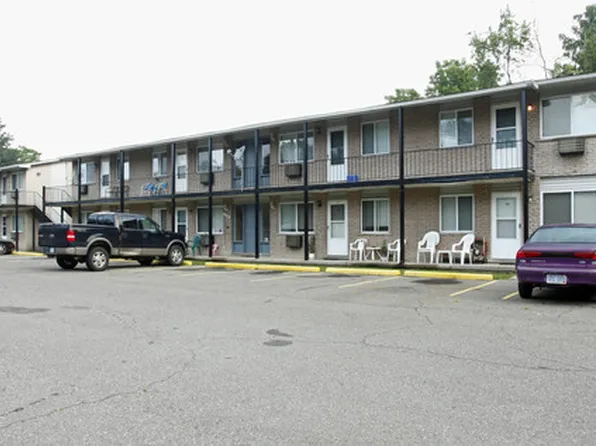 1760 Saint Johns Blvd, Lincoln Park, MI