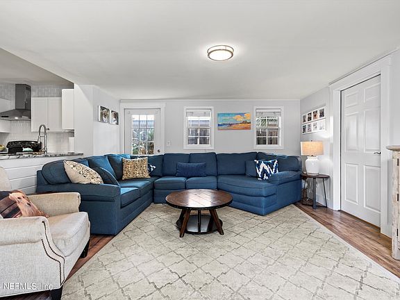 5th image of 1725 N 9TH Street