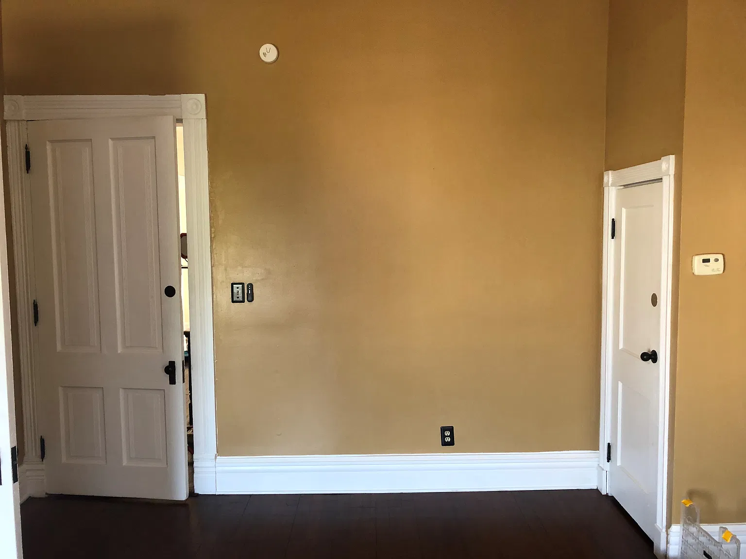 1 bed, 1.0 bath, 1200 sqft, $1,200 — Photo 3