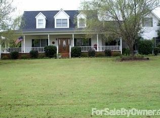 496 Kelly St, Scottsboro, AL 35769